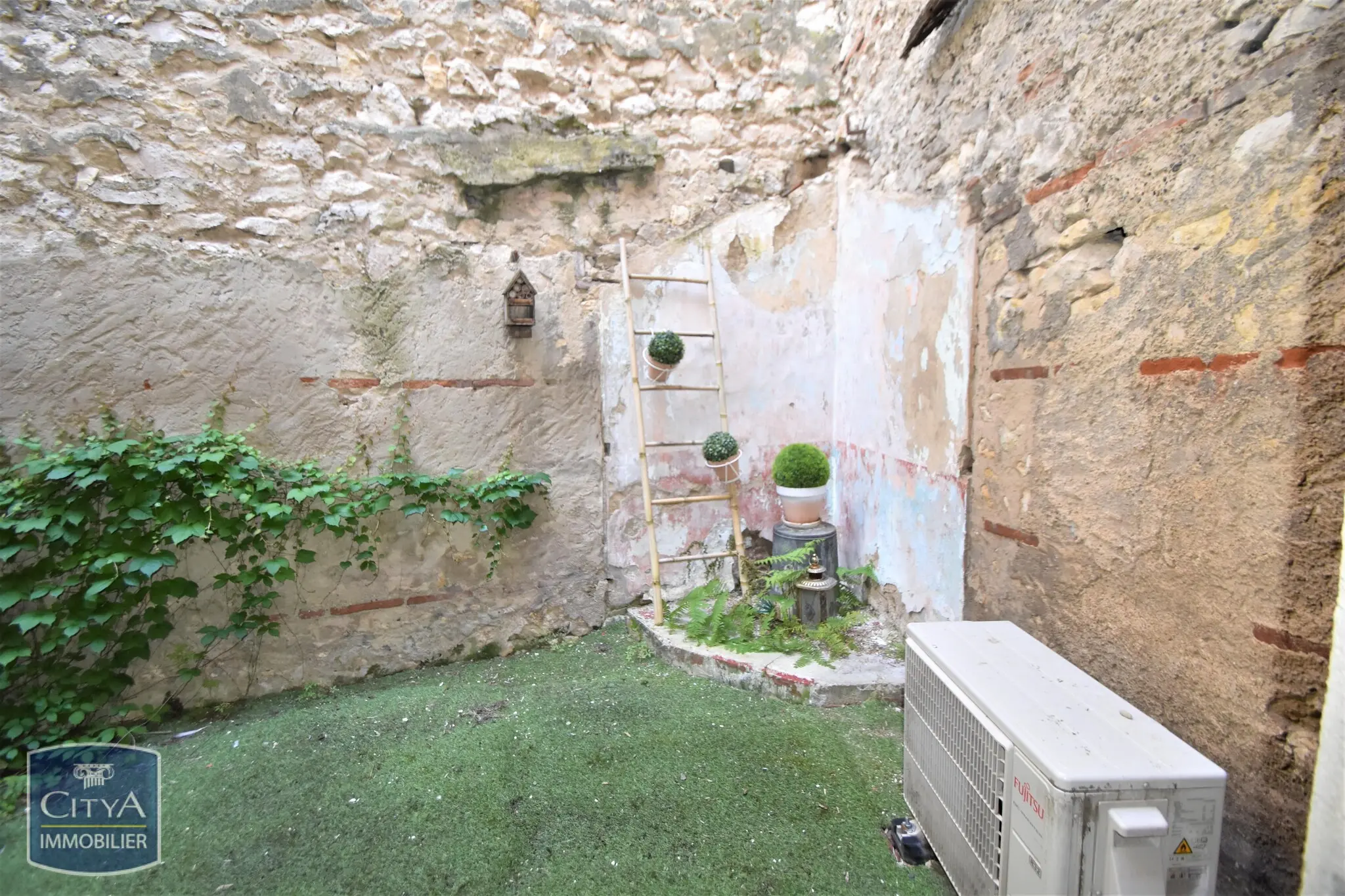 Photo 5 Immeuble 80m²