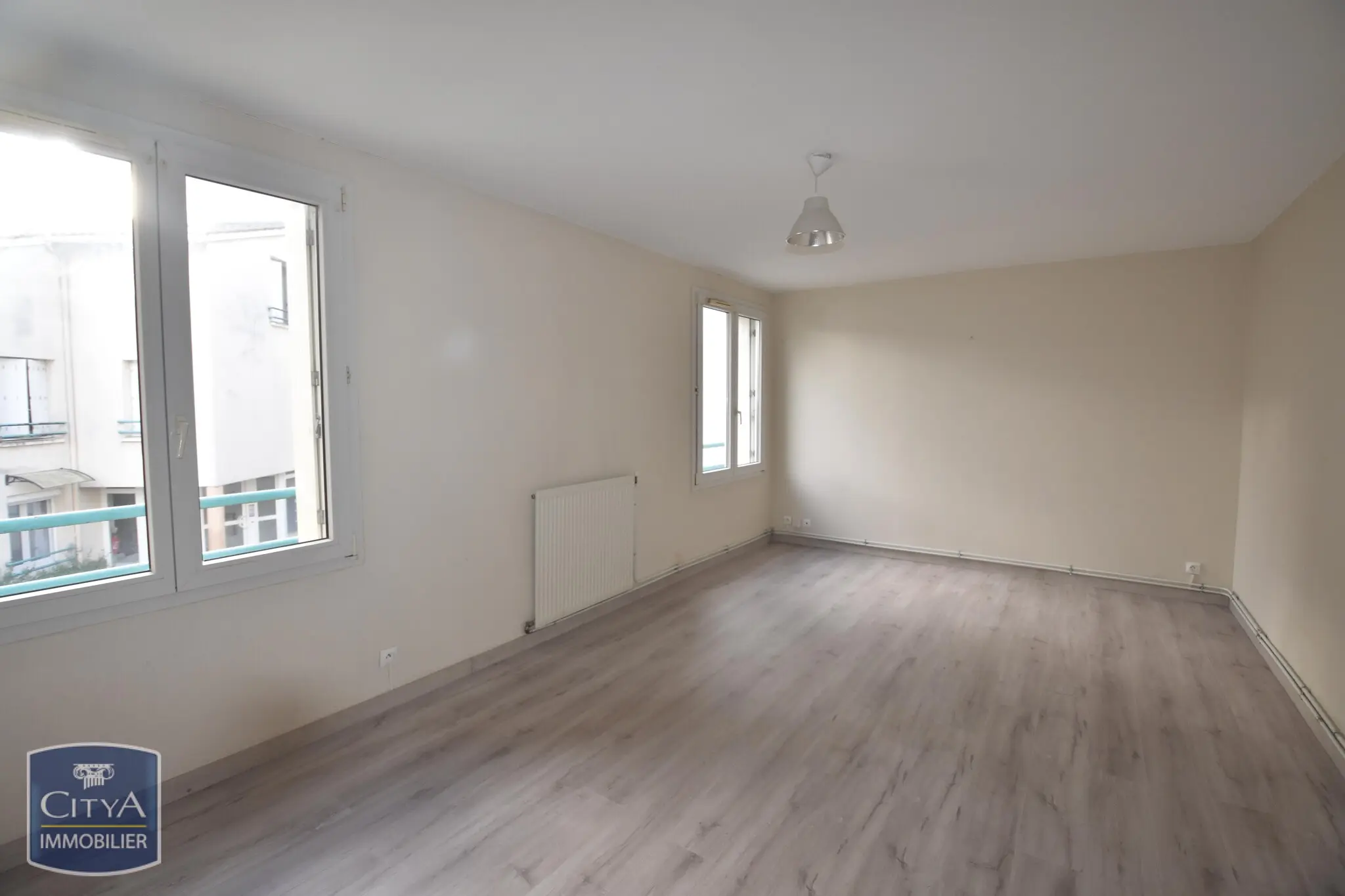 Photo 2 Appartement 5 pièces 100m²