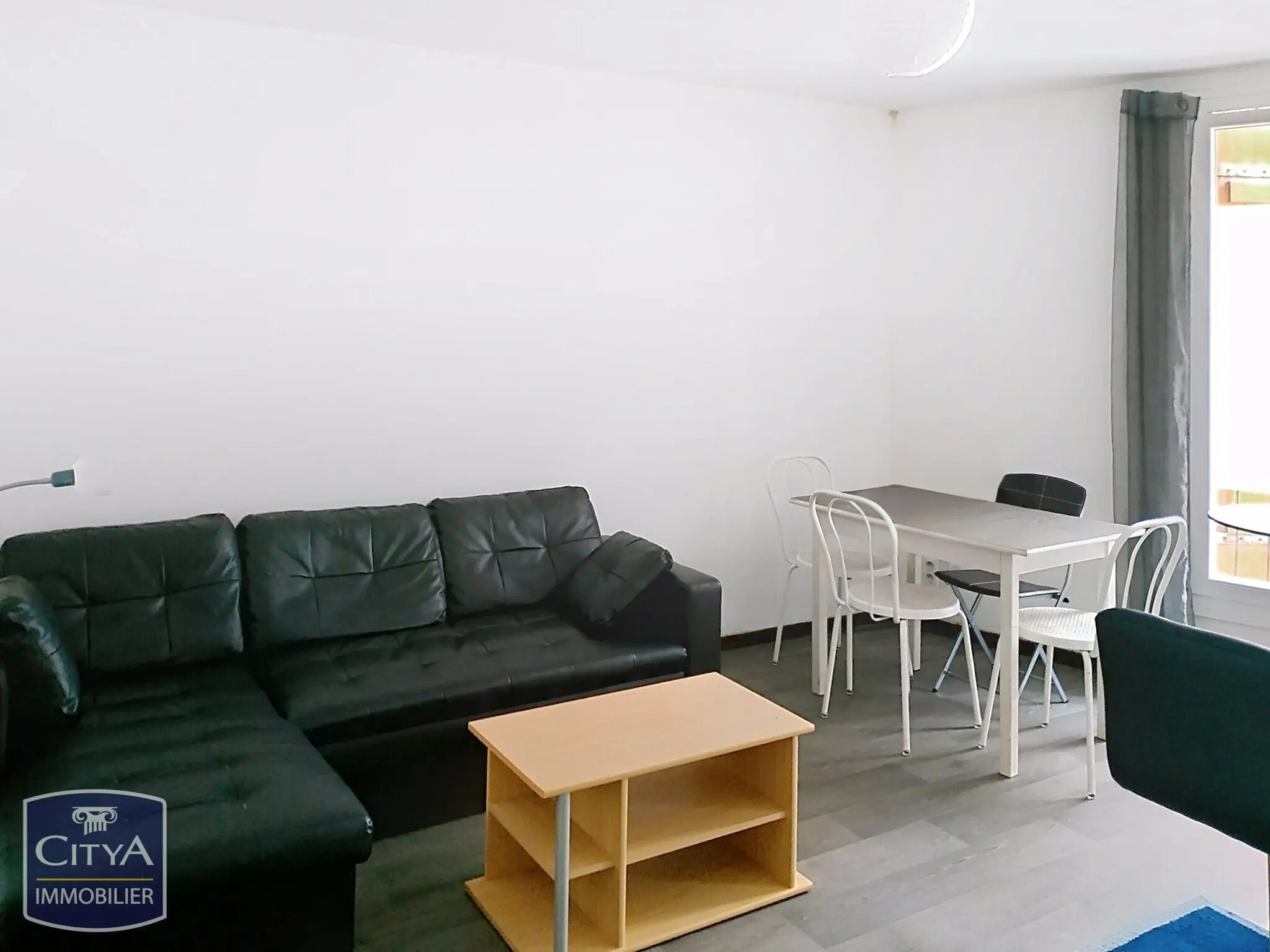 Photo 2 Immeuble 170.88m²