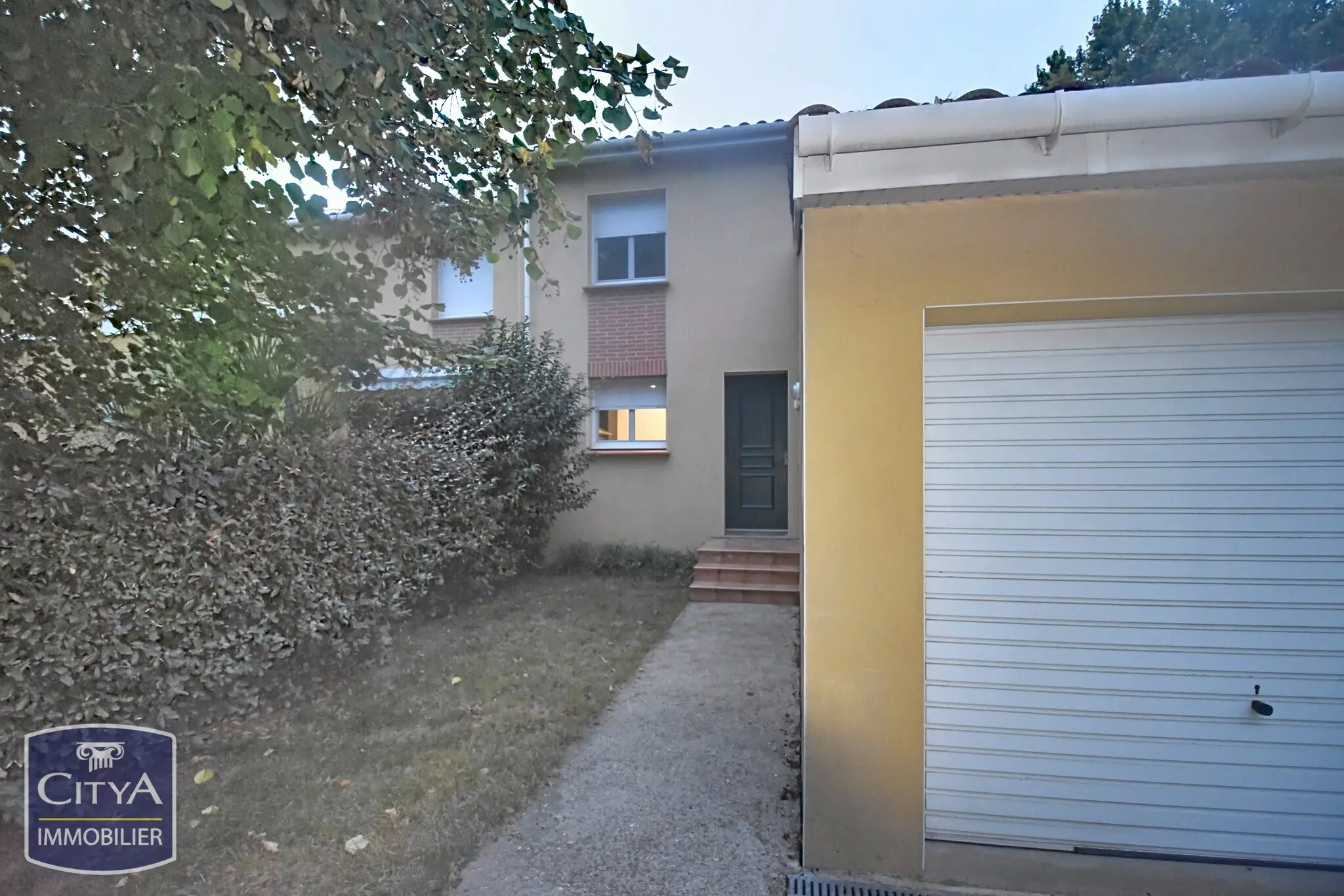 Photo 1 Maison 4 pièces 80m²