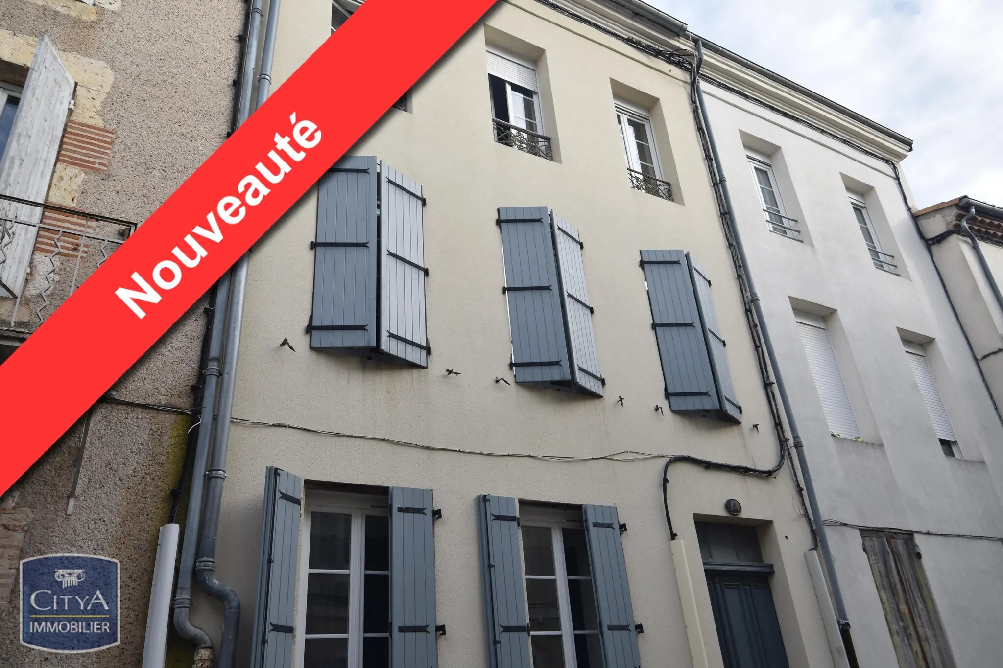 Photo 1 Immeuble 200m²