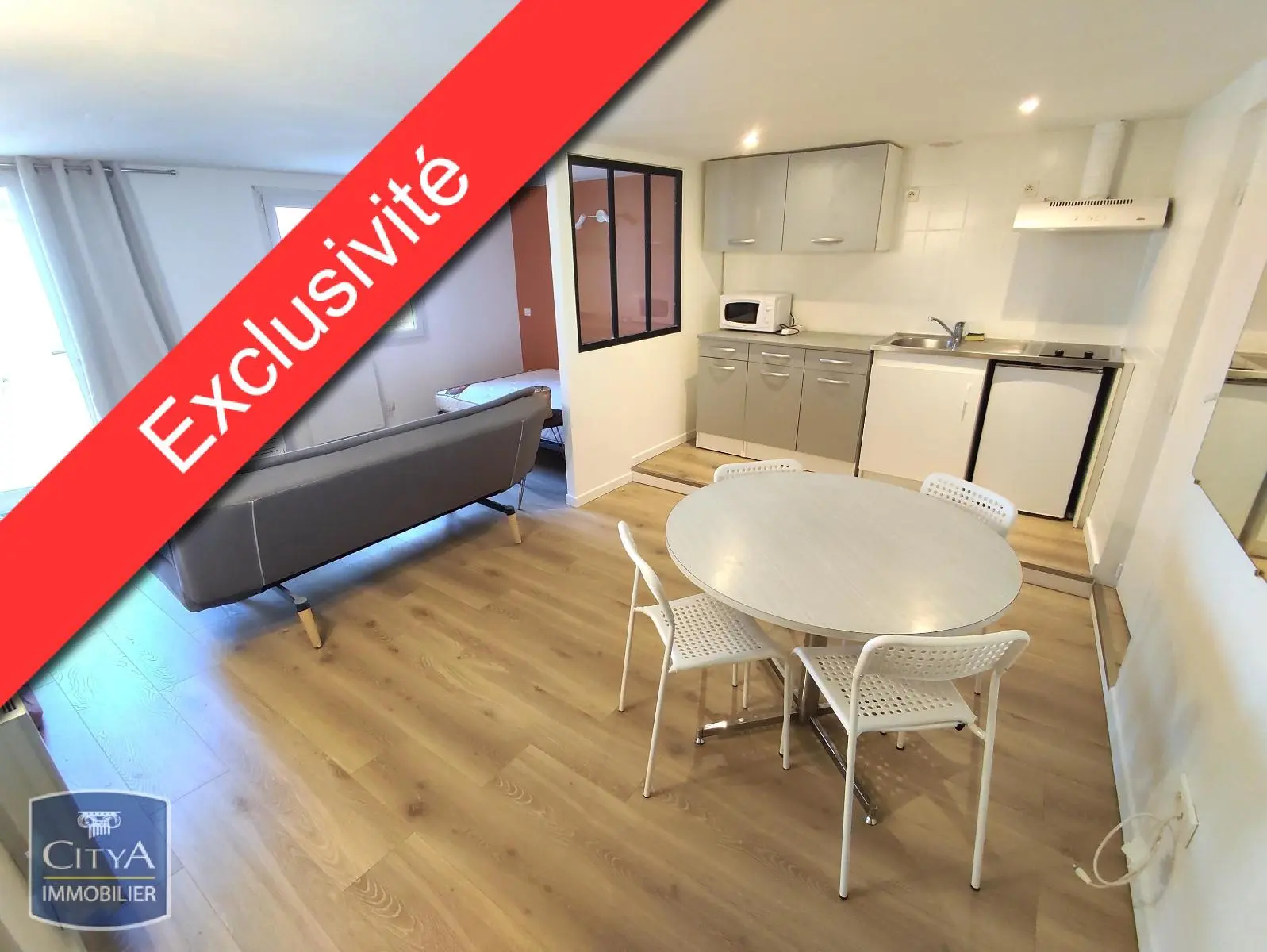 Photo 1 Immeuble 215m²