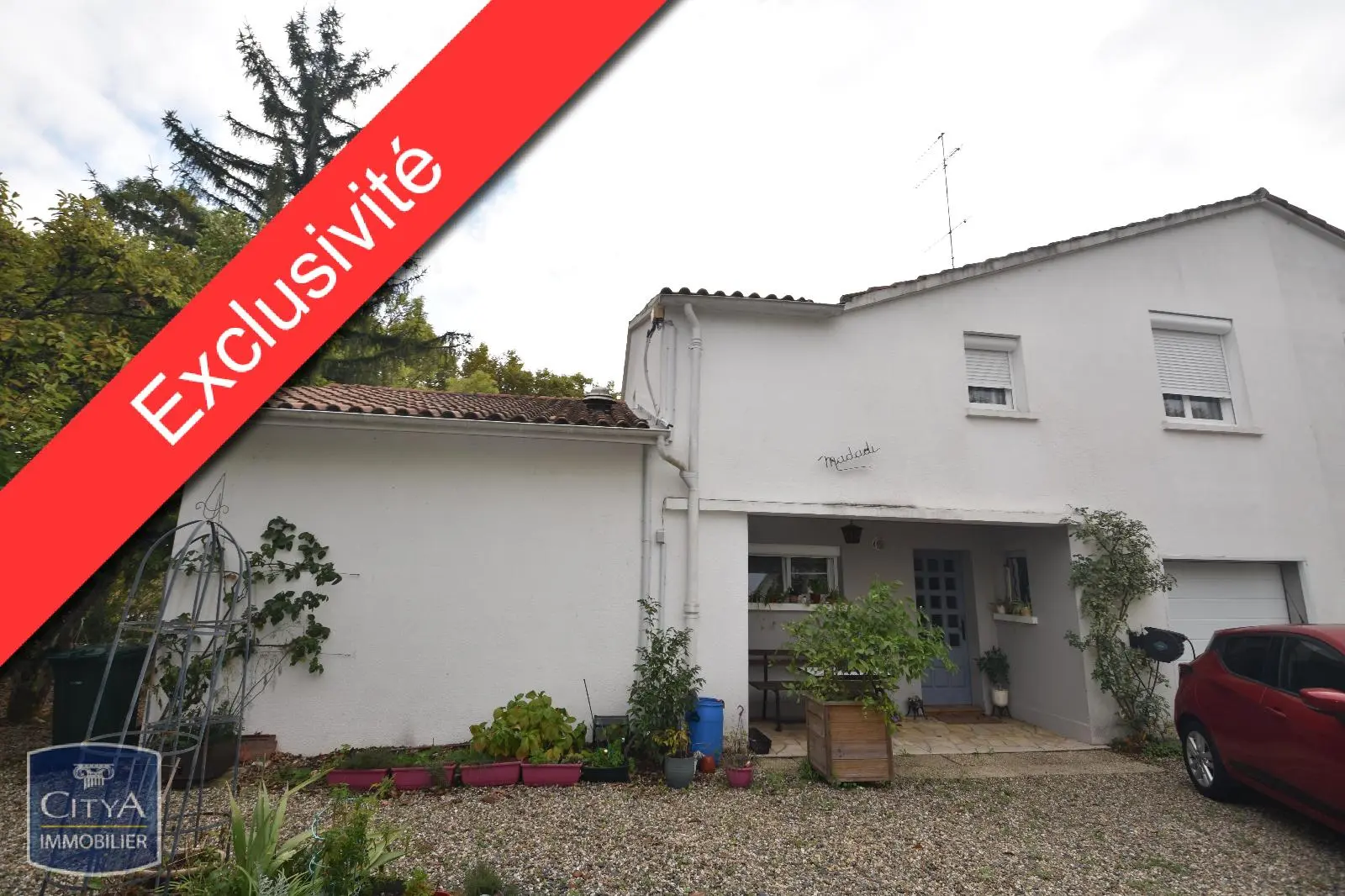 Photo 1 Maison 6 pièces 140m²