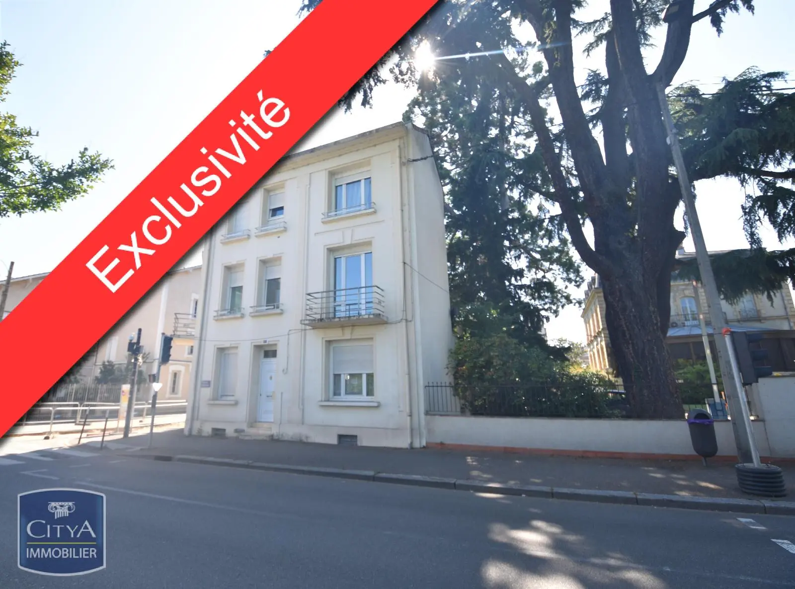 Photo 1 Maison 7 pièces 200m²