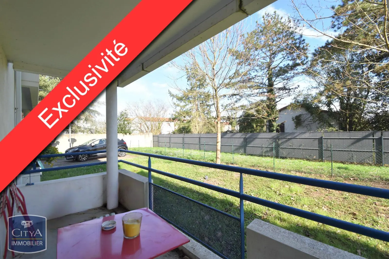 Photo 1 Appartement 1 pièce 26.9m²