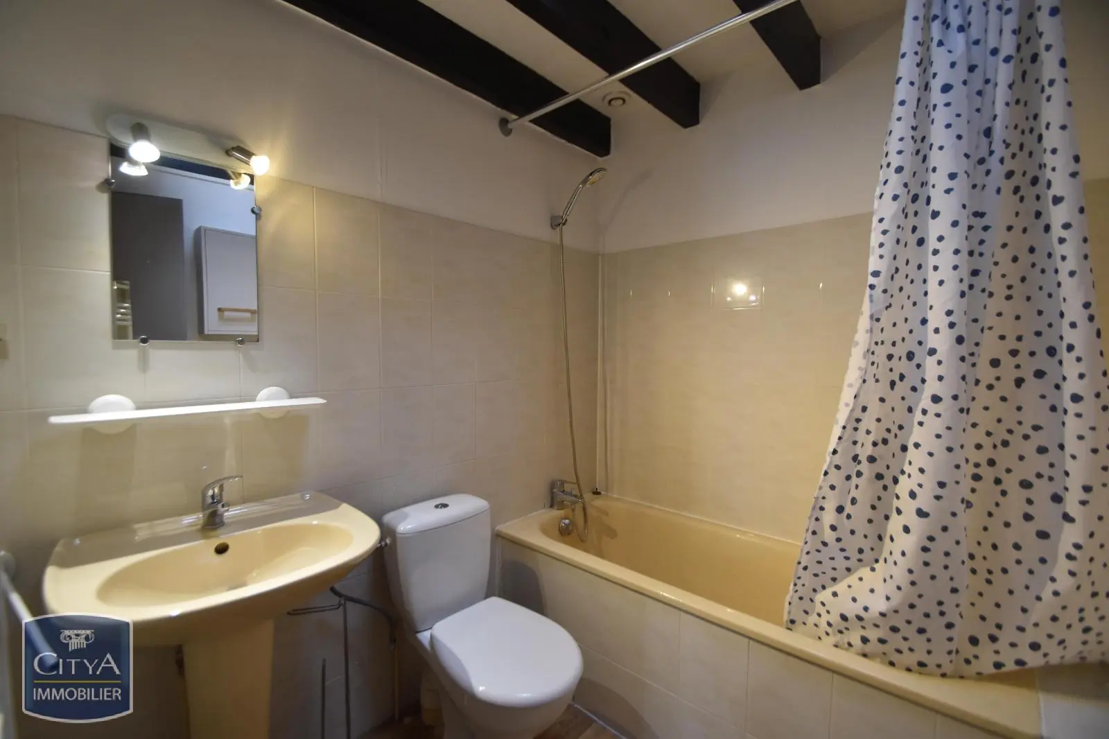 Photo 16 Immeuble 80m²
