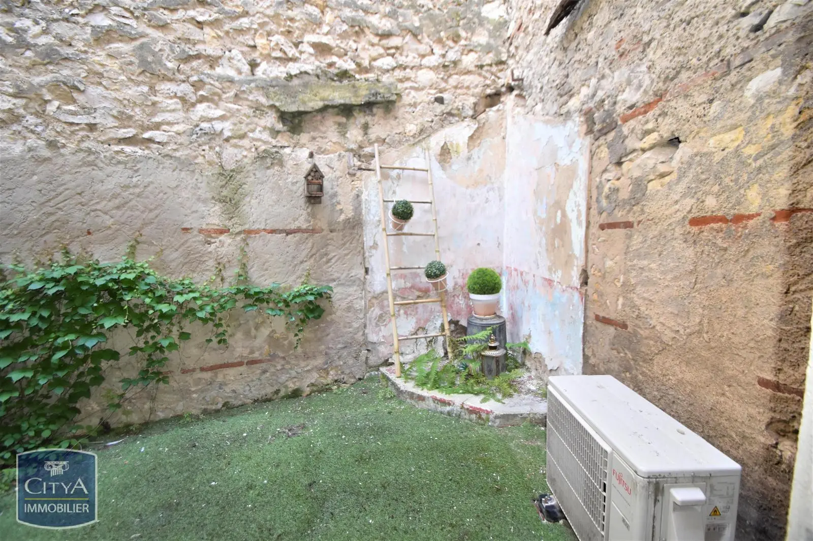 Photo 5 Immeuble 80m²