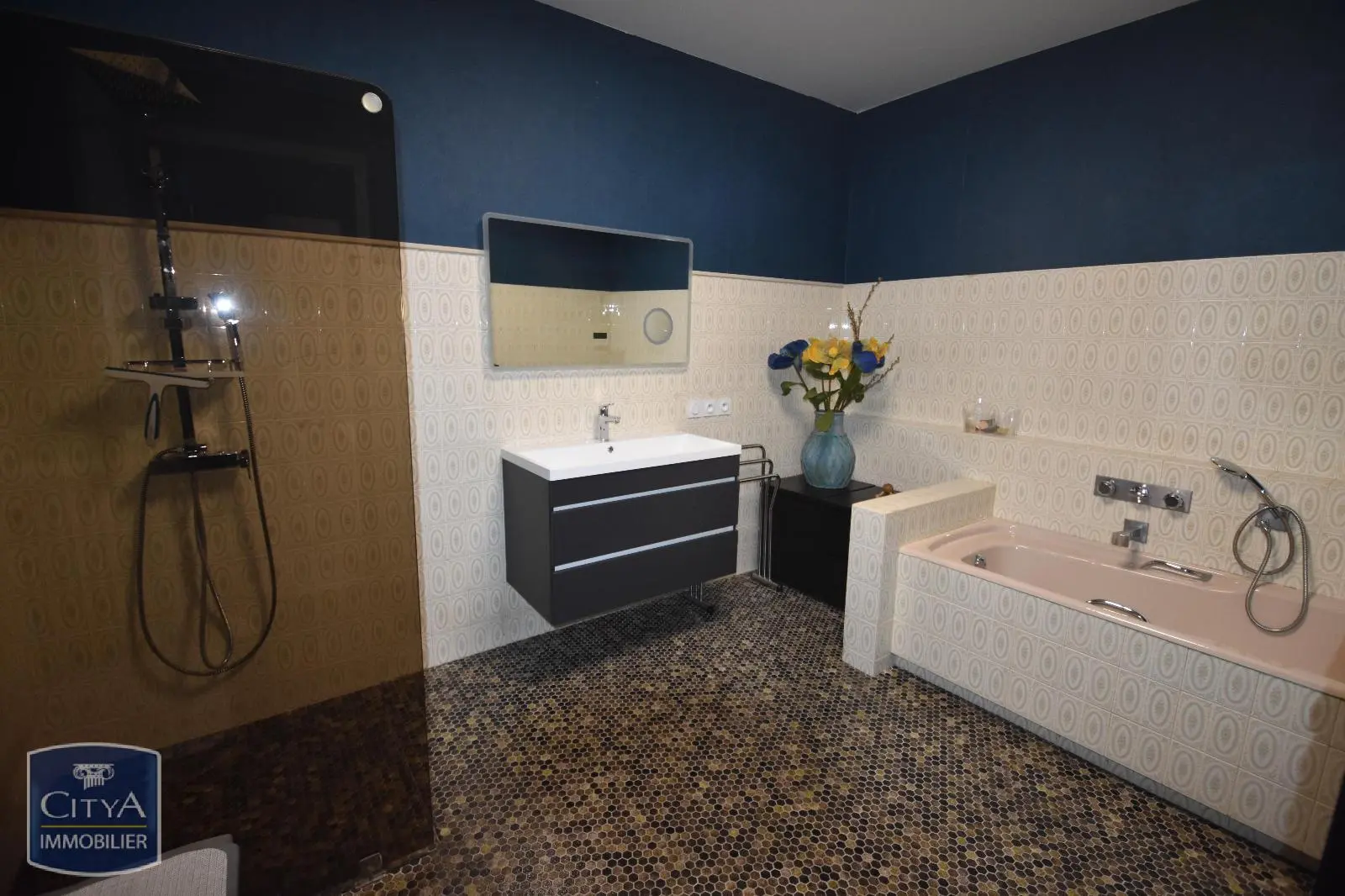 Photo 17 Maison 10 pièces 300m²