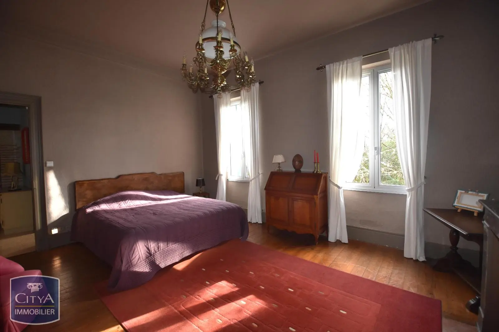 Photo 8 Maison 10 pièces 300m²