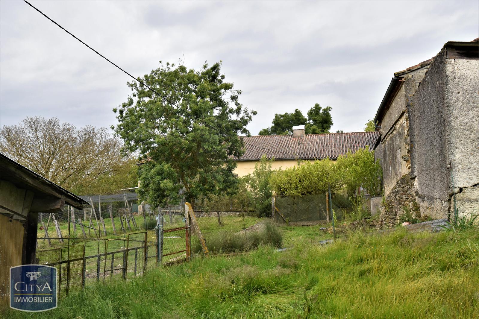 Photo 10 maison Sainte-Colombe-en-Bruilhois