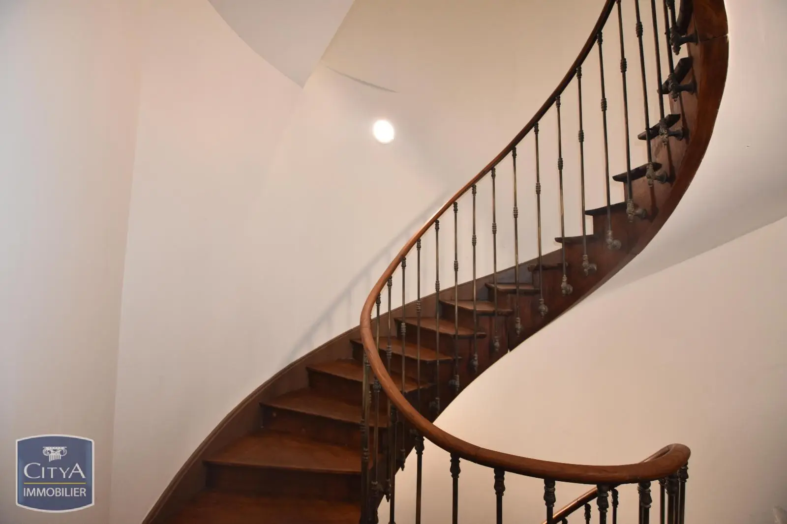 Photo 1 immeuble Agen