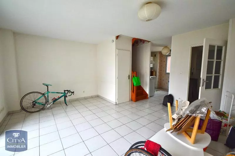 Illustration pour Appartement 3 pièces 65m² Photo Appartement 3 pièces 65m²