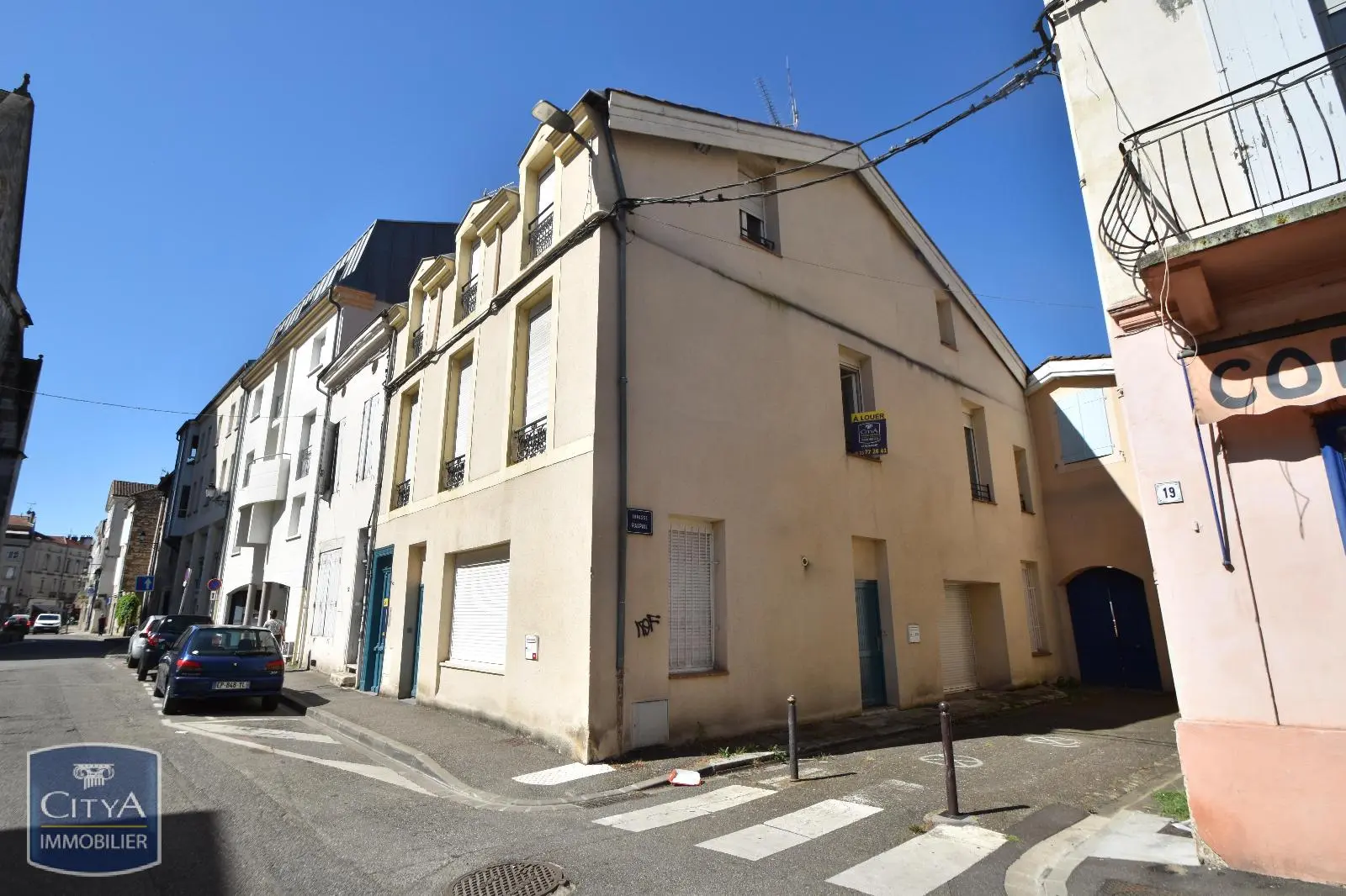 Photo 2 Immeuble 193.3m²