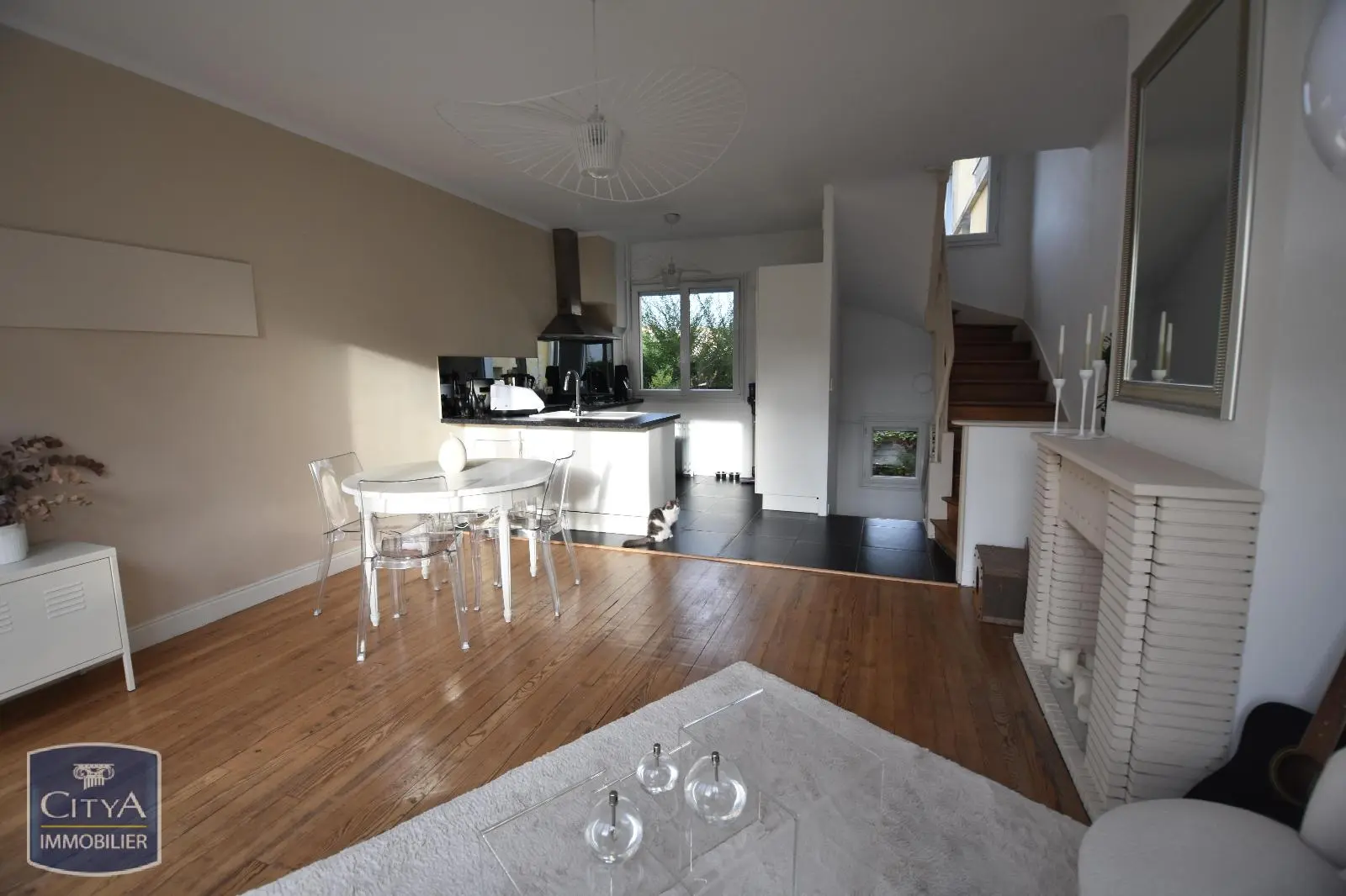 Photo 2 Maison 4 pièces 105m²