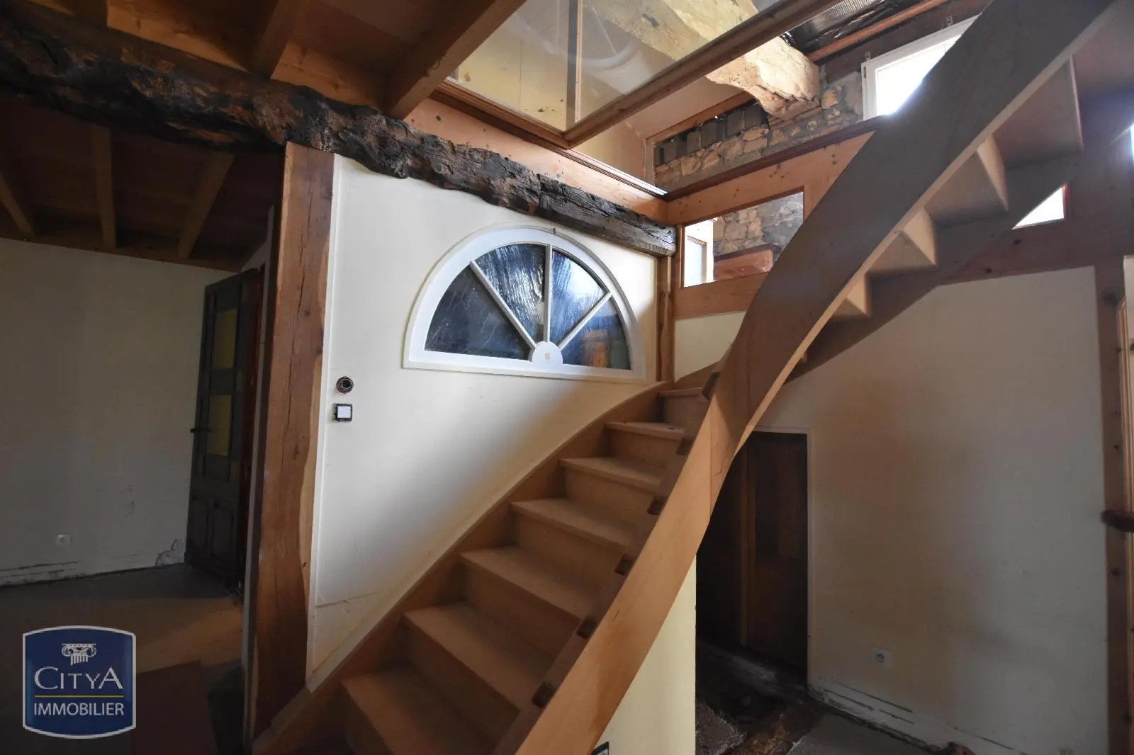 Photo 6 Maison 3 pièces 200m²