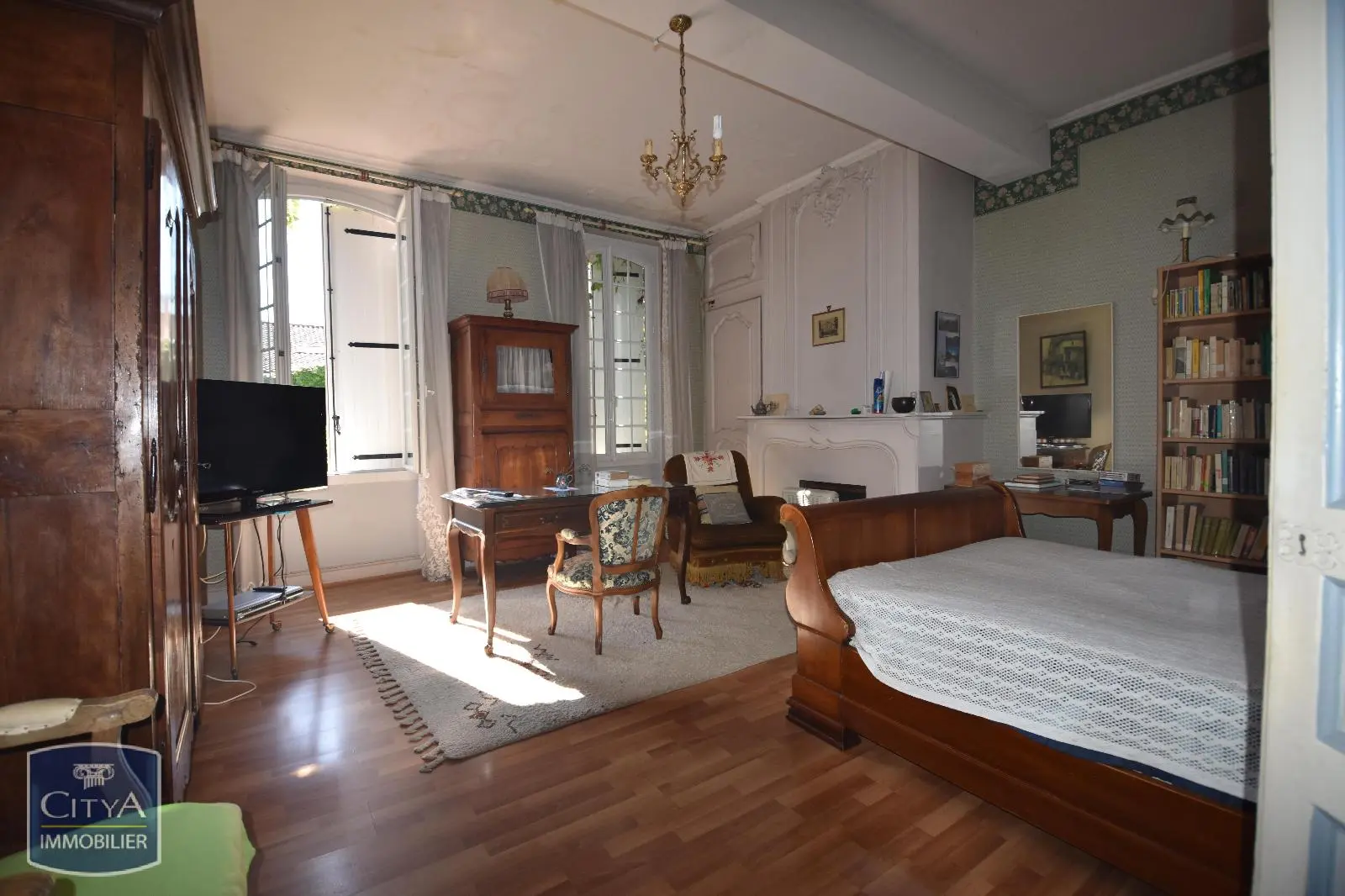 Photo 8 Maison 8 pièces 240m²