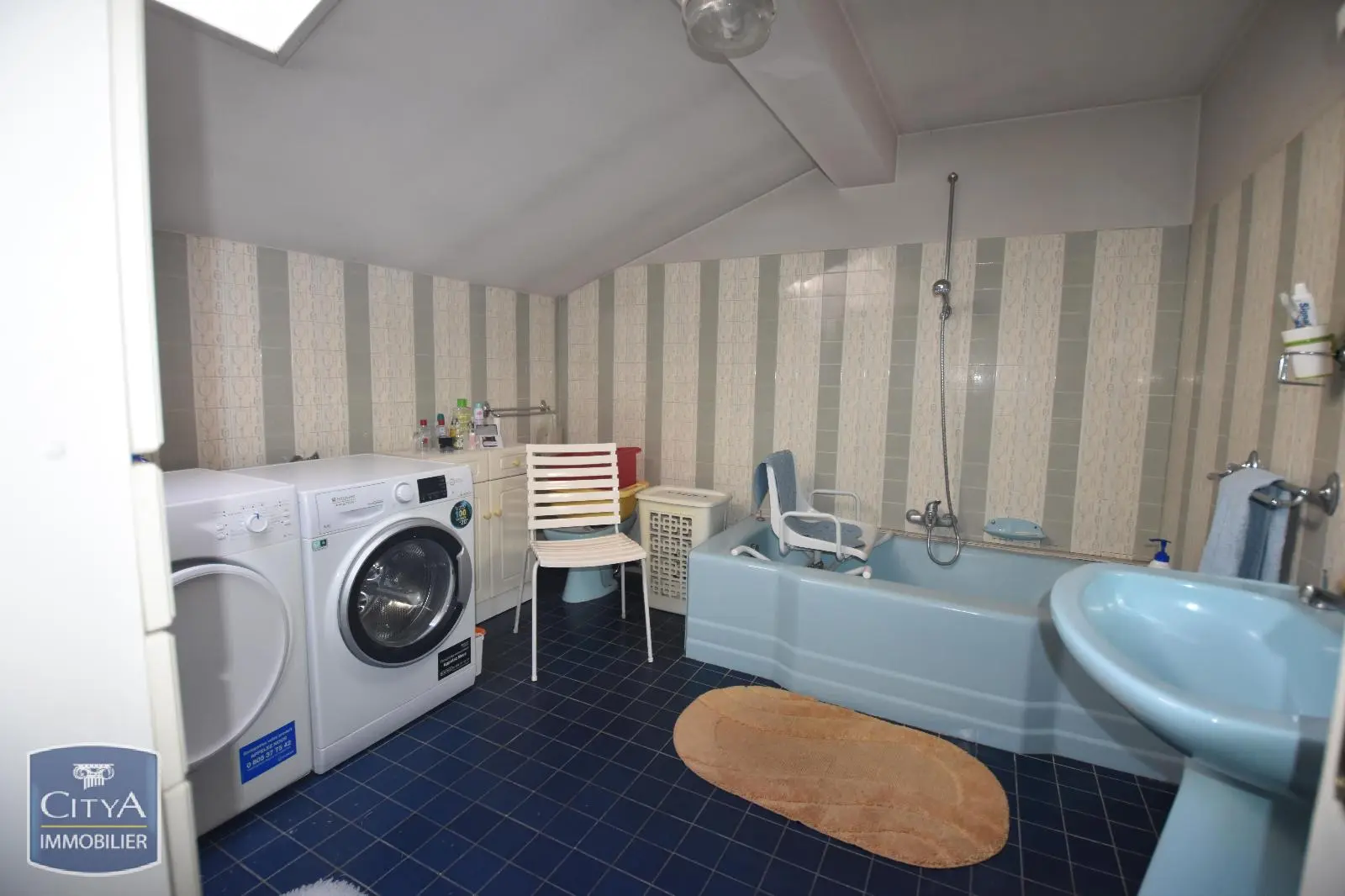 Photo 16 Maison 8 pièces 240m²