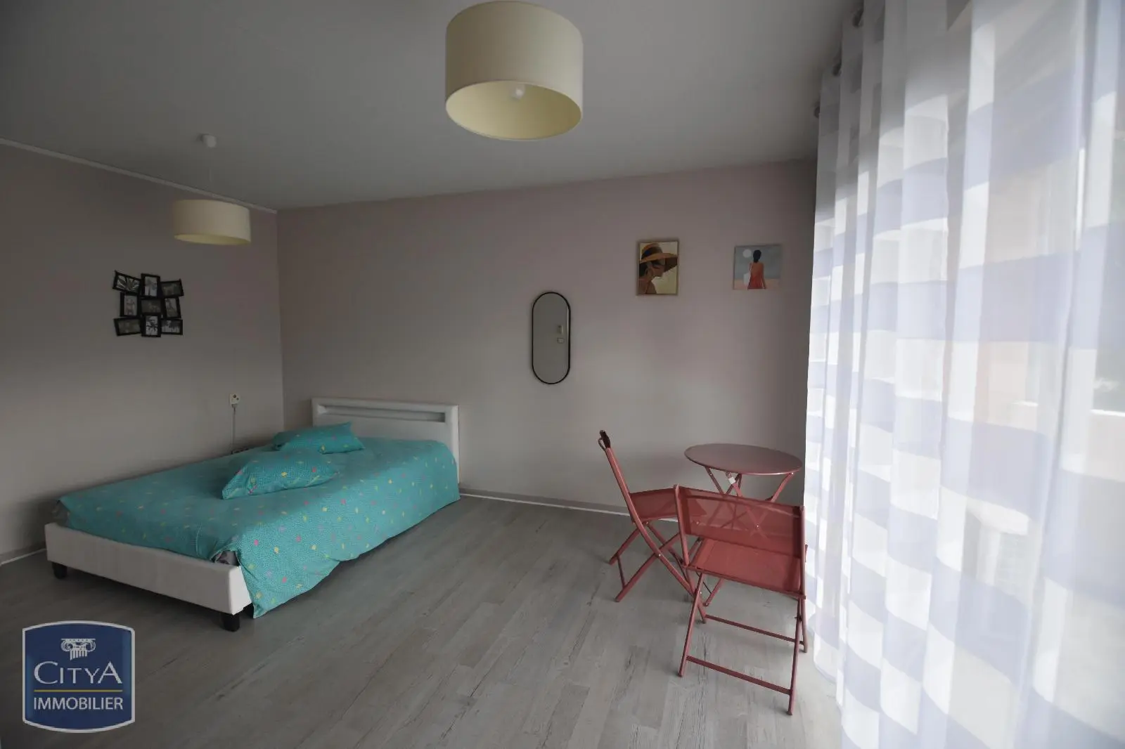 Photo 2 Appartement 1 pièce 28m²