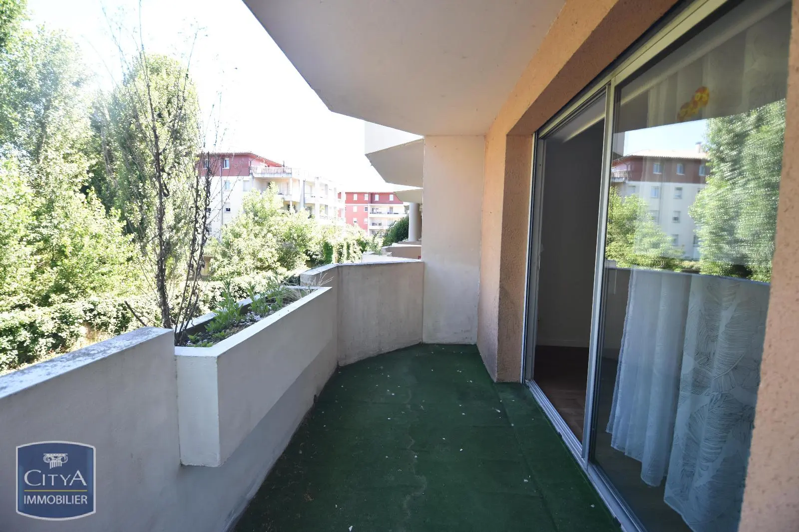 Photo 2 Appartement 1 pièce 28m²