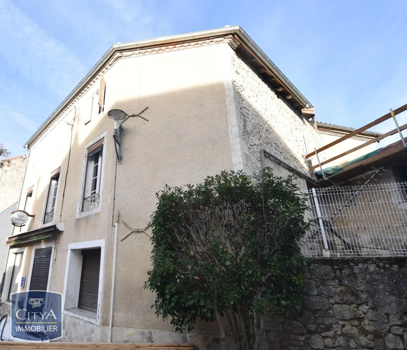 Photo 1 Maison 7 pièces 210m²