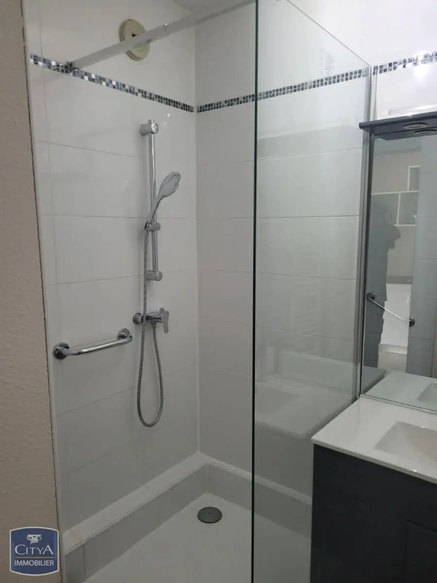Photo 8 Appartement 1 pièce 28.37m²