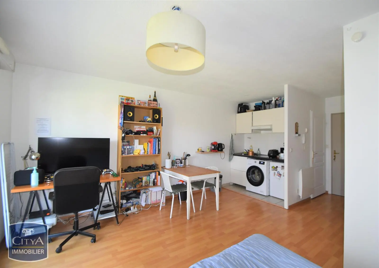 Photo 2 Appartement 1 pièce 26.9m²