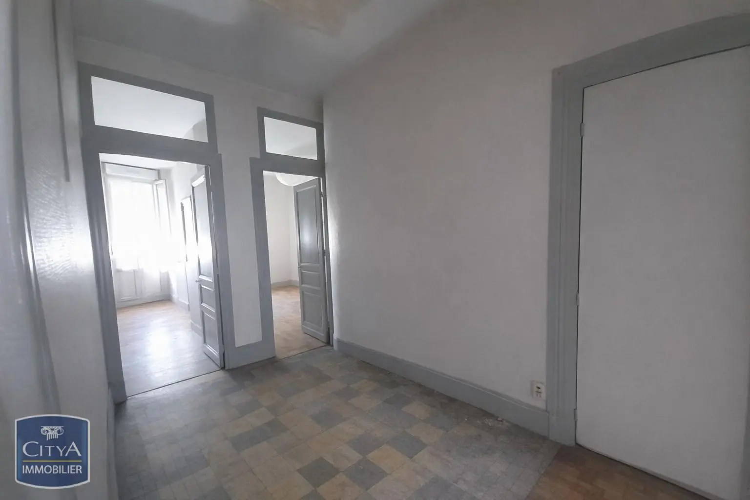 Photo 2 Appartement 3 pièces 80m²