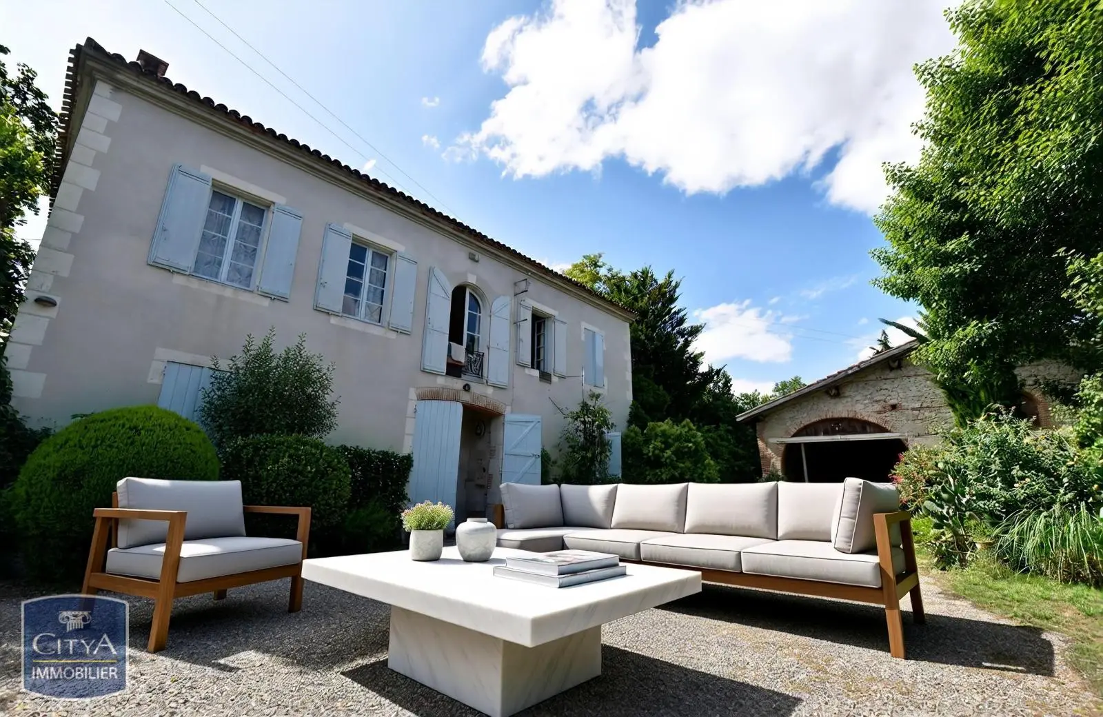 Photo 14 Maison 8 pièces 300m²