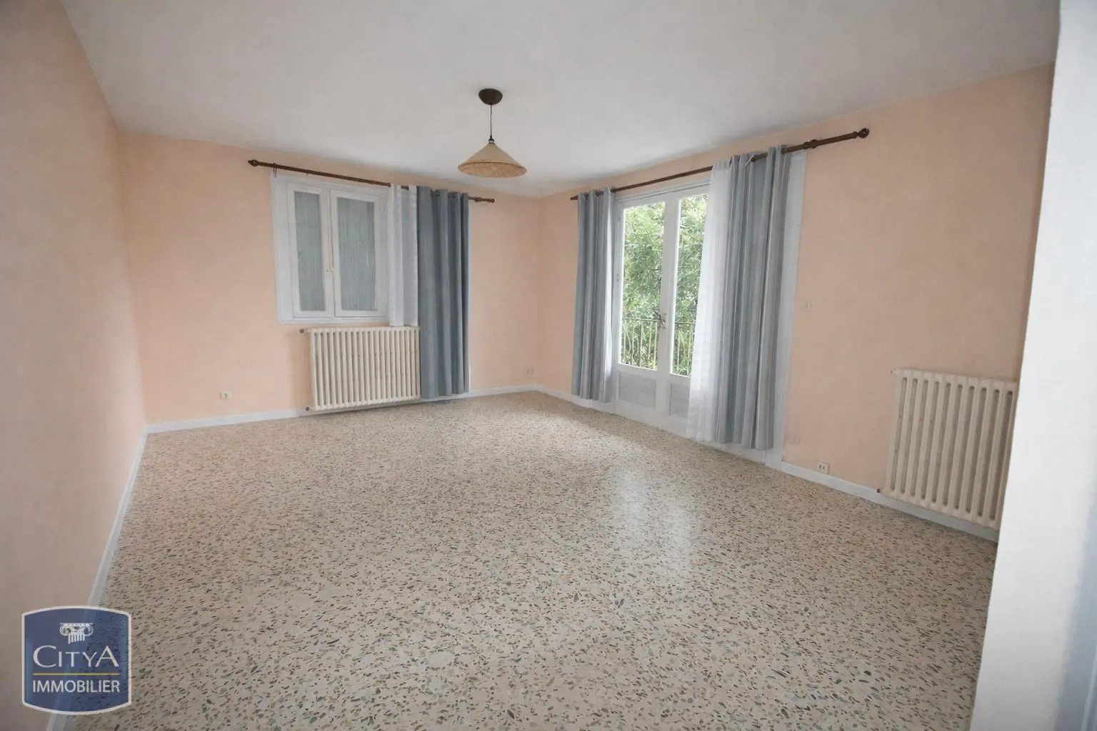 Photo 2 Maison 7 pièces 170m²