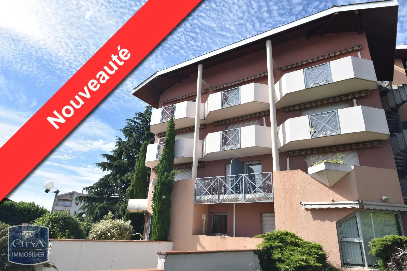 Photo 1 Appartement 1 pièce 28m²