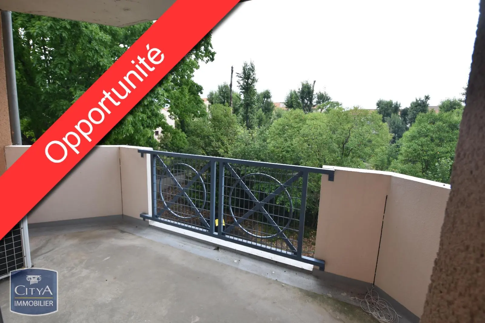 Photo 1 Appartement 1 pièce 28m²