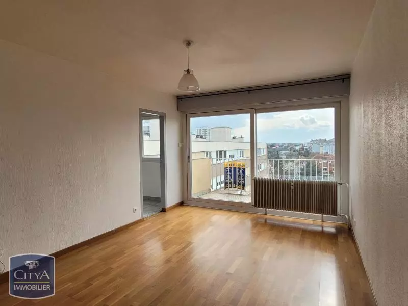 Illustration pour Appartement 1 pièce 28.83m² Photo Appartement 1 pièce 28.83m²