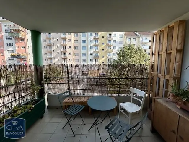 Photo 1 Appartement 2 pièces 64.72m²