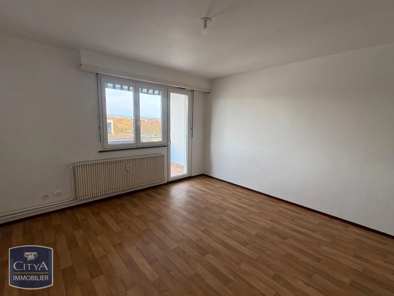 Photo 1 Appartement 1 pièce 31.44m²