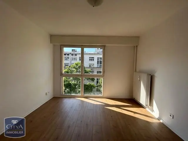 Photo 1 Appartement 1 pièce 22.81m²