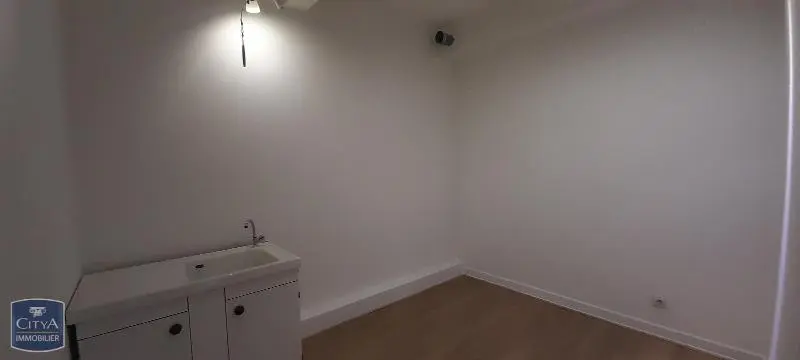 Photo 3 Local Professionnel 3 pièces