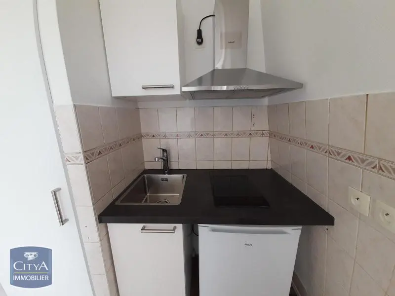 Photo 2 Appartement 1 pièce 26.66m²