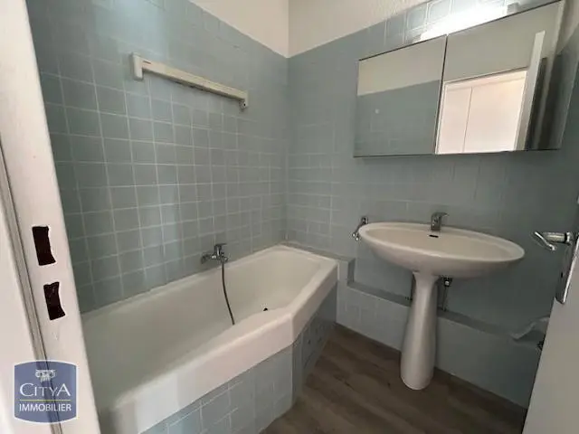 Photo 3 Appartement 1 pièce 22.81m²