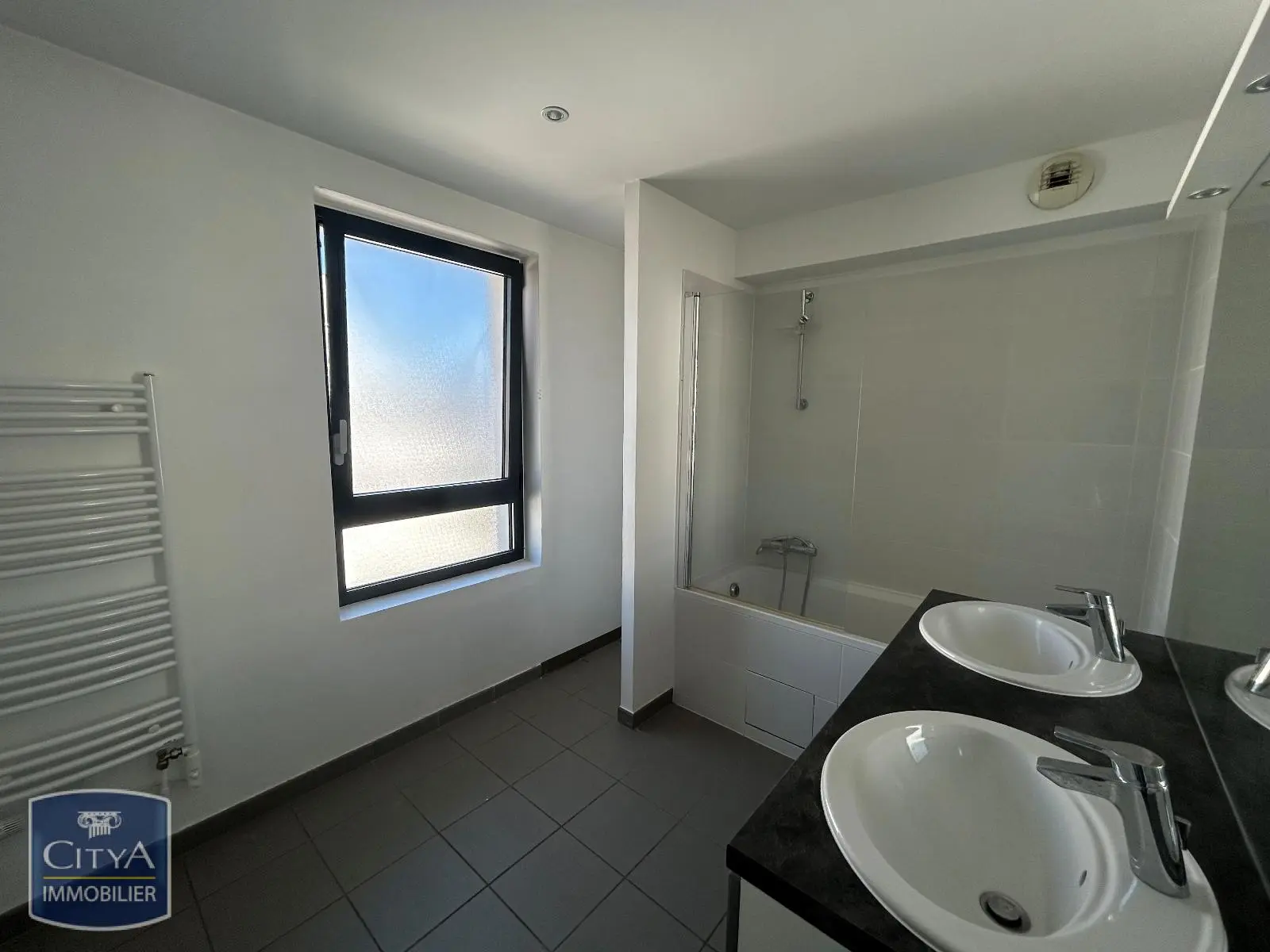 Photo 8 Appartement 5 pièces 121.71m²