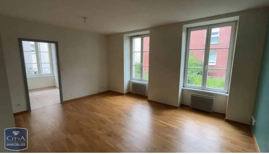 Photo 2 Appartement 4 pièces 82.18m²