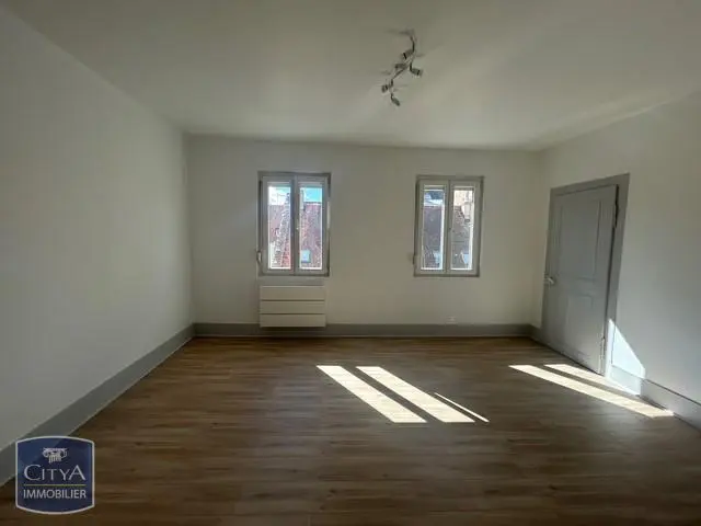 Photo 1 Appartement 4 pièces 75.82m²