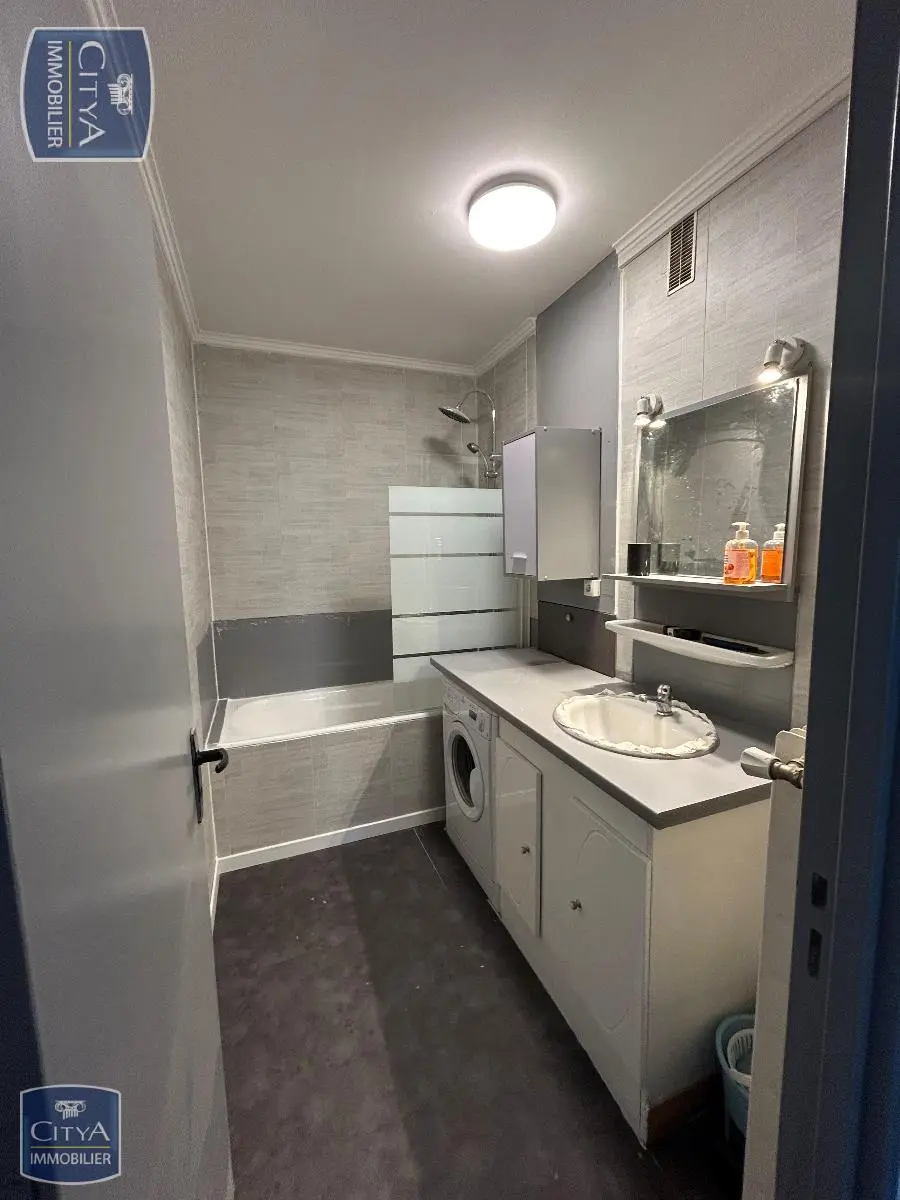 Photo 2 Appartement 1 pièce 17.27m²