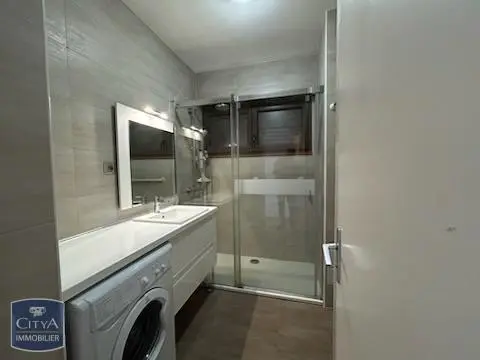 Photo 1 Appartement 2 pièces 56m²