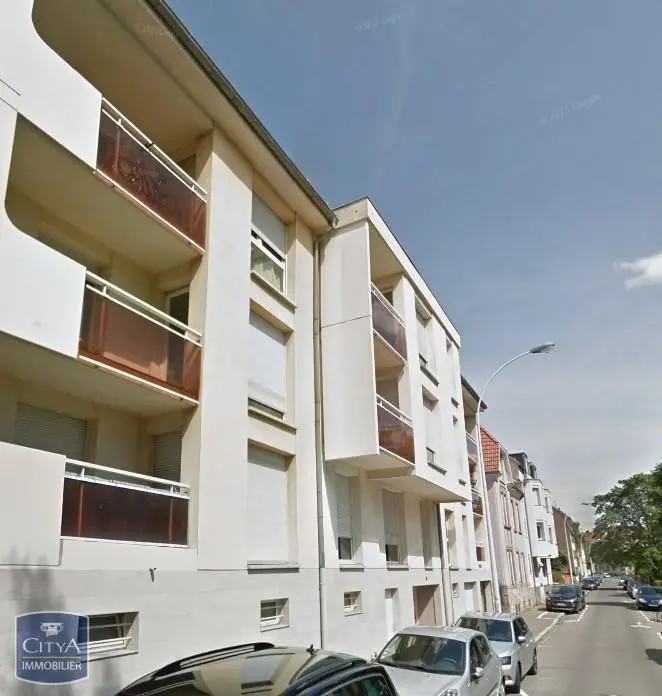 Photo 1 Appartement 1 pièce 23.9m²