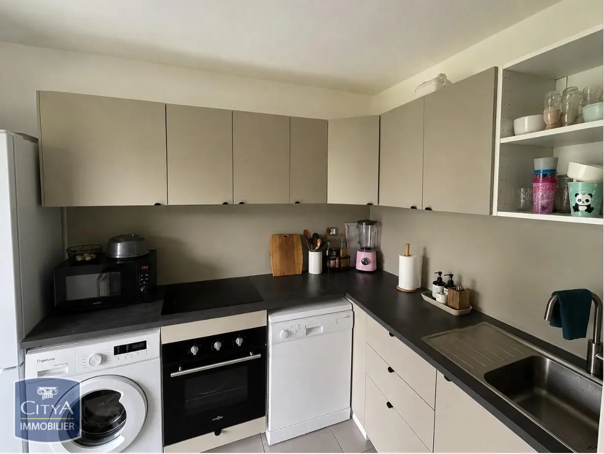 Photo 3 Appartement 4 pièces 77m²