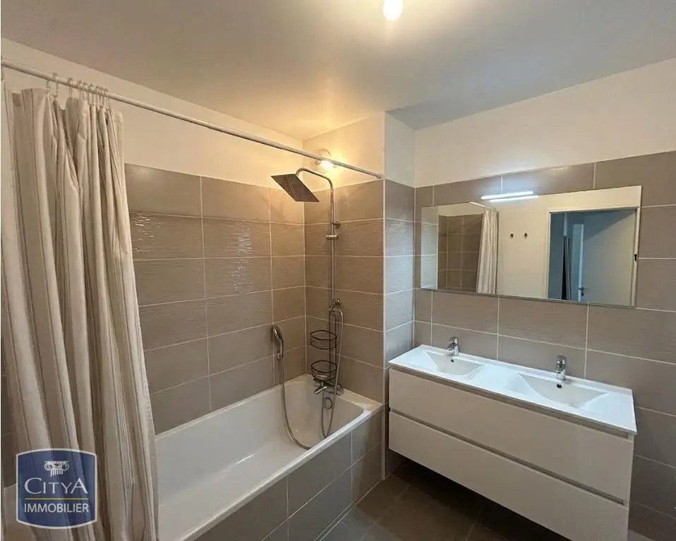 Photo 7 Appartement 4 pièces 77m²