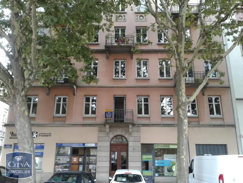 Photo 1 Appartement 4 pièces 130.24m²