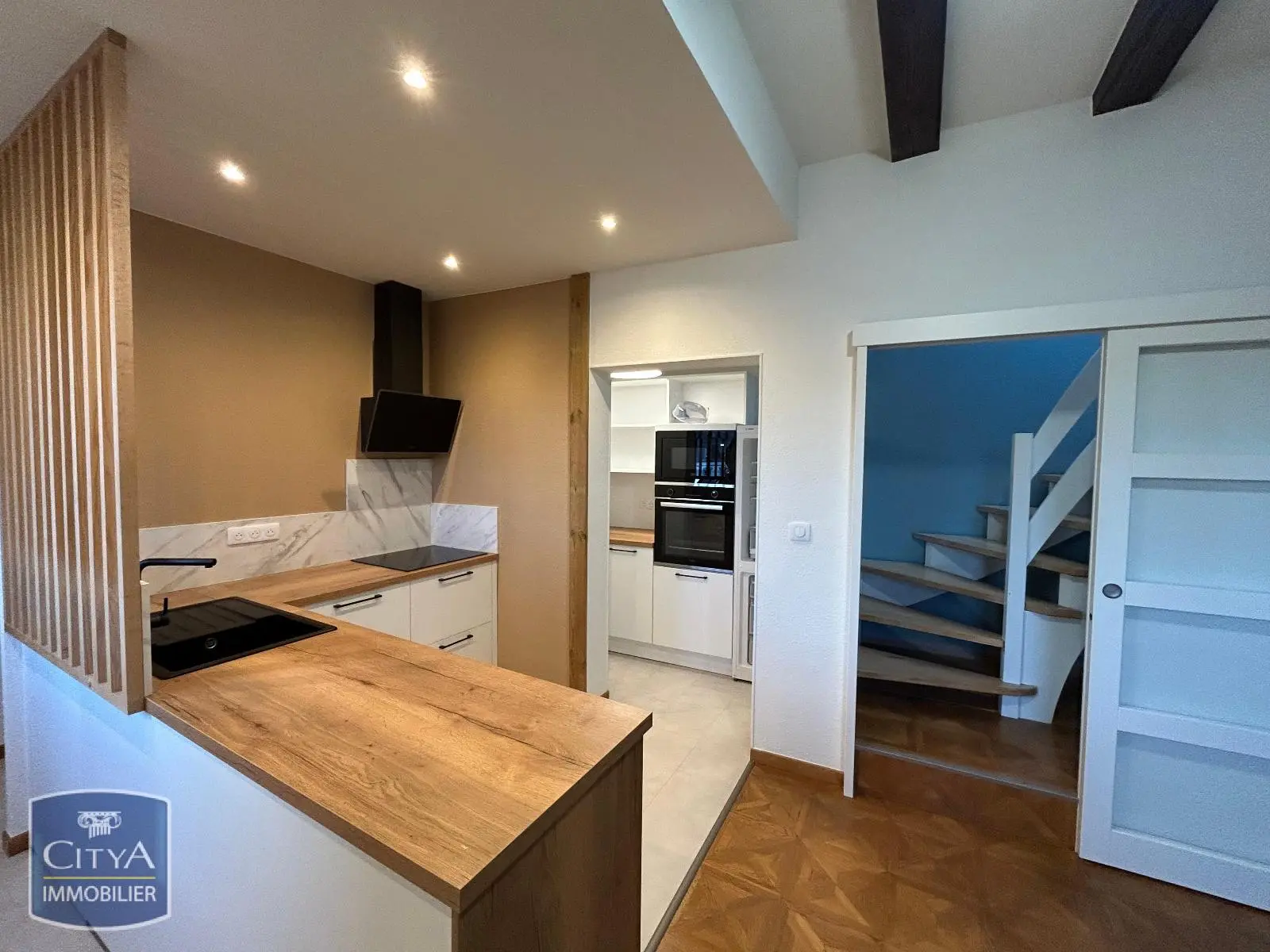 Photo 3 Appartement 2 pièces 72m²