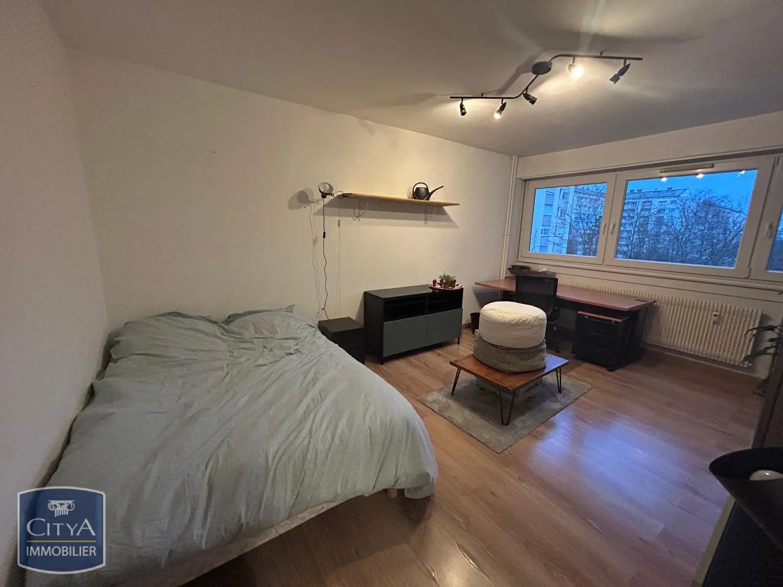 Photo 2 Appartement 1 pièce 28.01m²