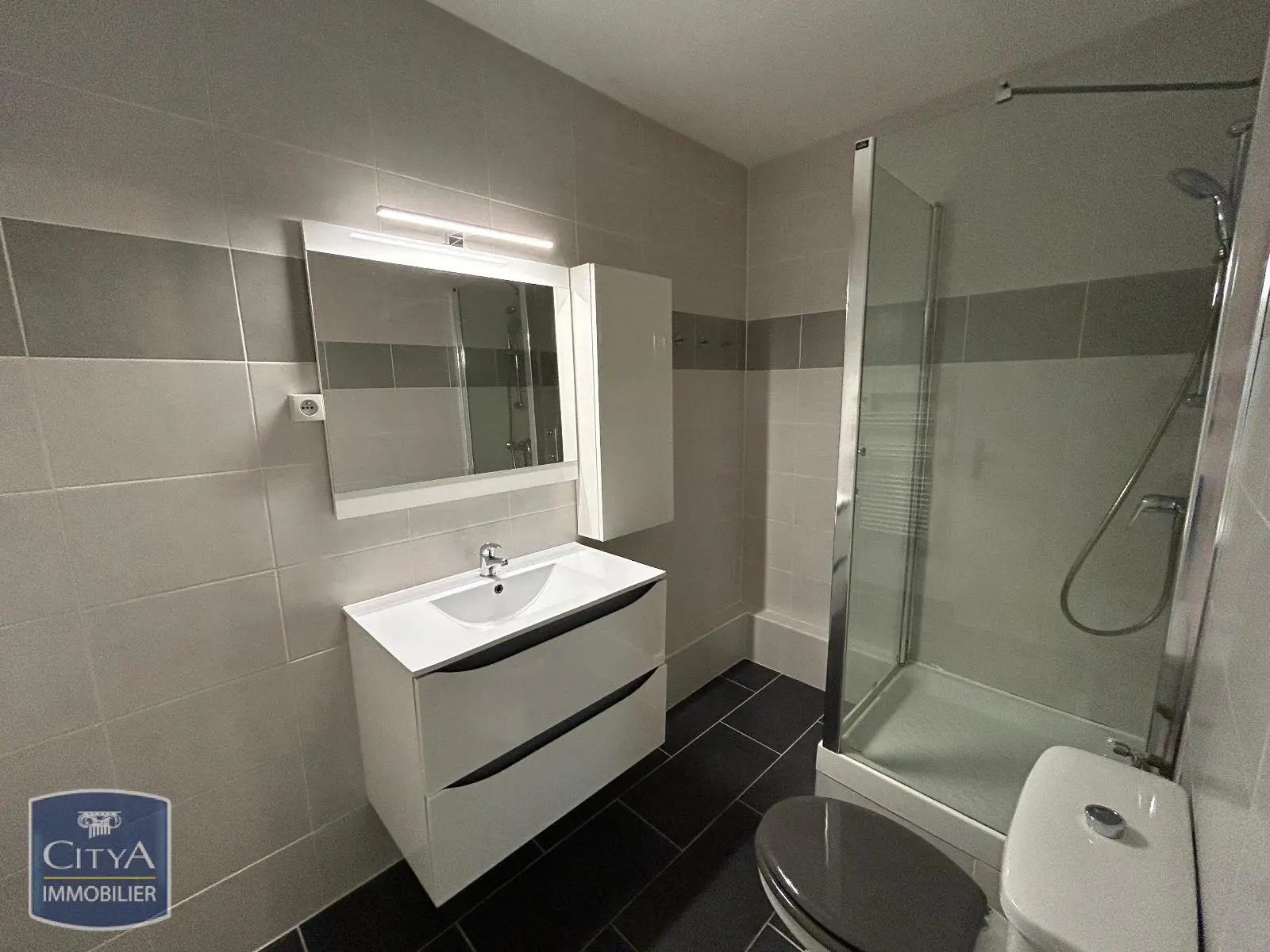 Photo 3 Appartement 1 pièce 25.56m²
